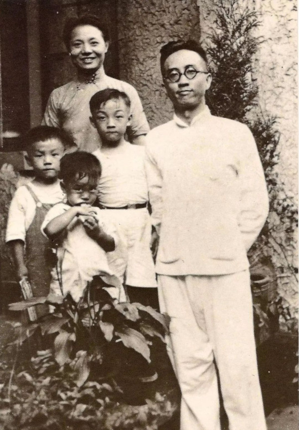 邹家华：我的父亲邹韬奋